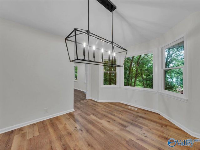 1729 Forest Drive, Guntersville, AL 35976