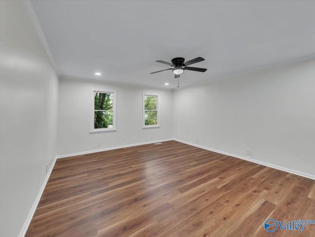 1729 Forest Drive, Guntersville, AL 35976