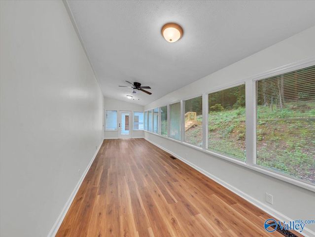 1729 Forest Drive, Guntersville, AL 35976