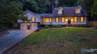 1729 Forest Drive, Guntersville, AL 35976