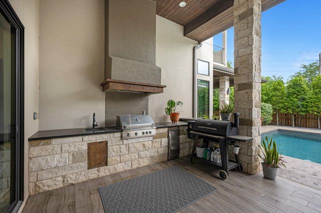 5407 Waterbeck Street, Fulshear, TX 77441