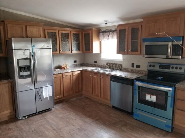 141 Brianna CIR, Johnson City, TX 78636