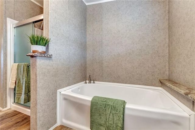 141 Brianna CIR, Johnson City, TX 78636