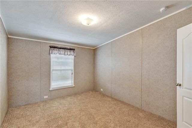 141 Brianna CIR, Johnson City, TX 78636