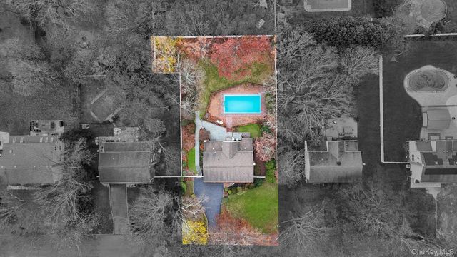 18 Leary Lane, Nesconset, NY 11767