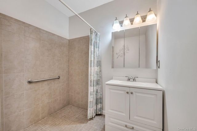 18 Leary Lane, Nesconset, NY 11767