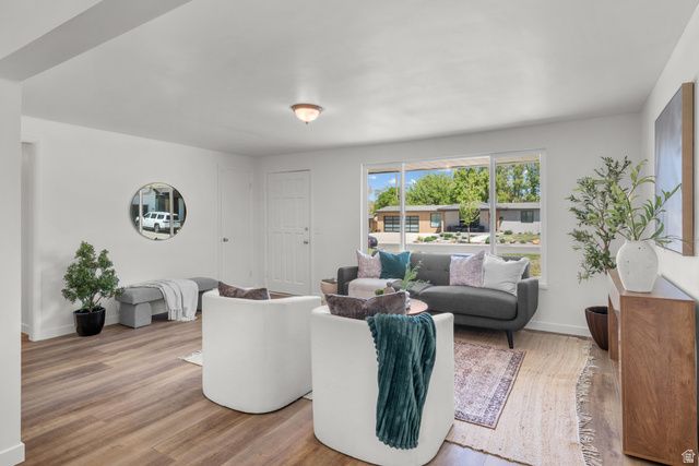 664 E 5720 S, Murray, UT 84107