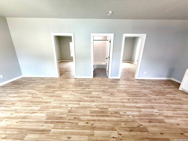 2706 Observation Dr Apt 3, San Antonio, TX 78227