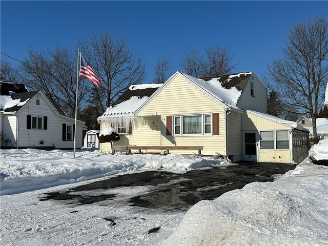 332 Wolcott Avenue, Gates, NY 14606