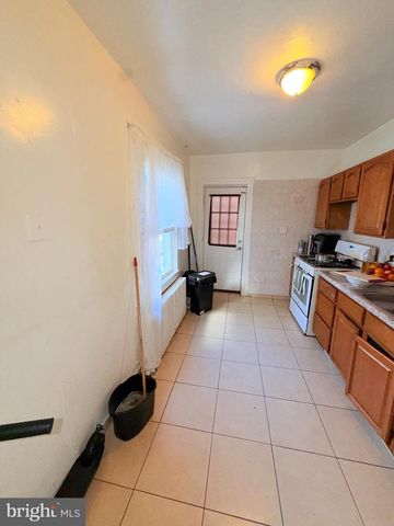 1121 SPRUCE ST, Reading, PA 19602