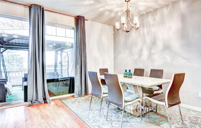 17 Magnolia Park Road, Middletown, NY 10940