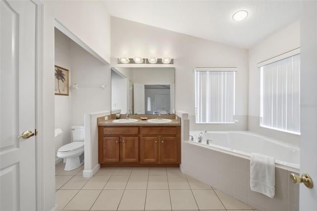 723 OLD BRIDGE CIRCLE, Davenport, FL 33897