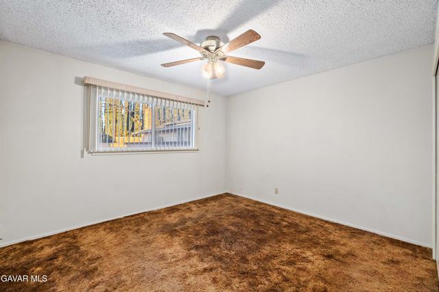 5011 E Avenue R12, Palmdale, CA 93552