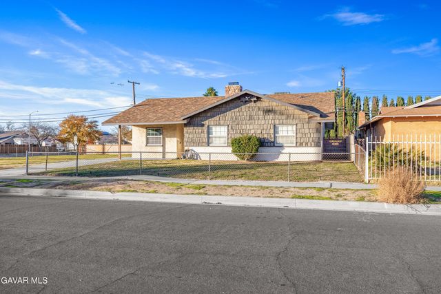 5011 E Avenue R12, Palmdale, CA 93552