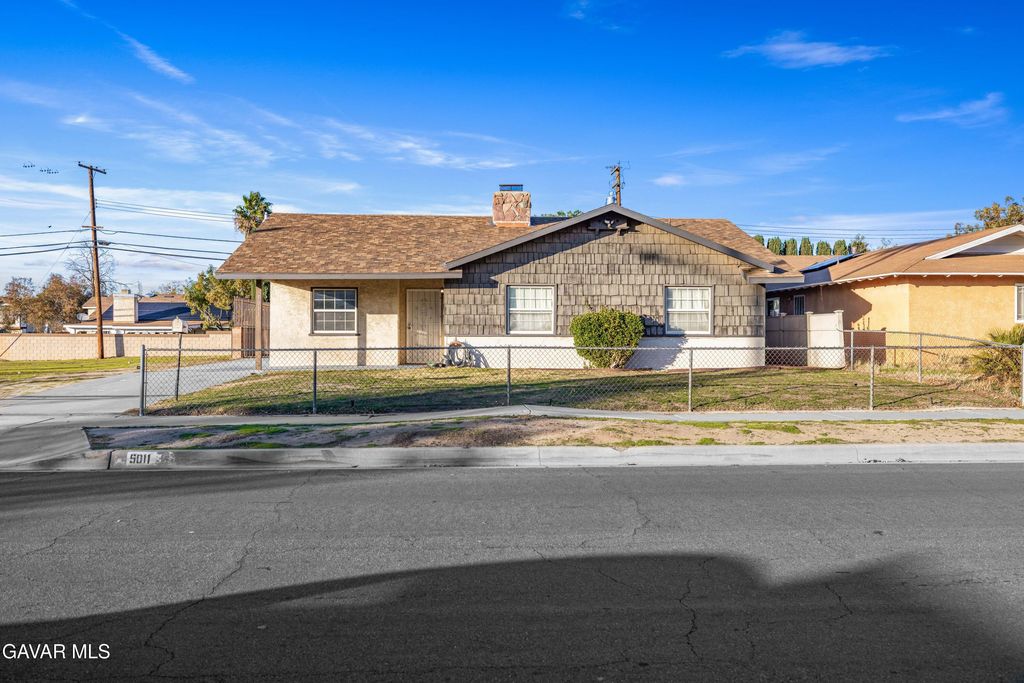 5011 E Avenue R12, Palmdale, CA 93552