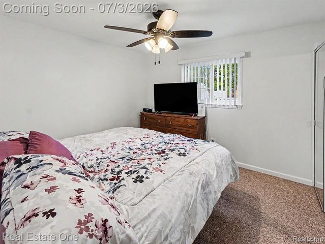 10637 Jackson St, Belleville, MI 48111