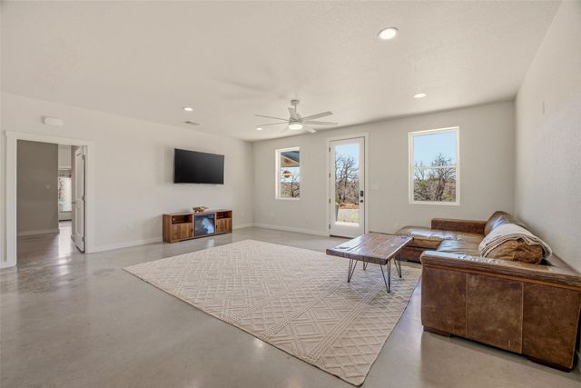 1525 N Bosley Road, Santo, TX 76472