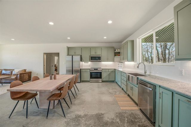 1525 N Bosley Road, Santo, TX 76472