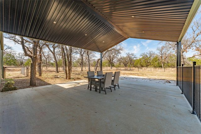 1525 N Bosley Road, Santo, TX 76472