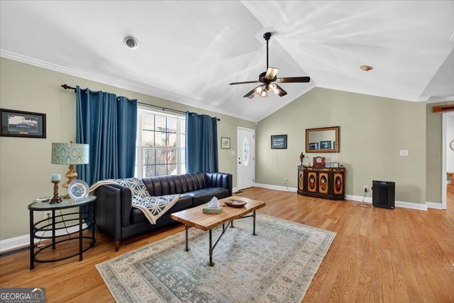 186 Orchard Ridge Drive, Forsyth, GA 31029