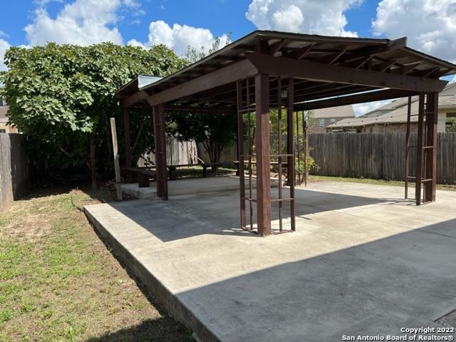 13335 Solar Crest, San Antonio, TX 78245