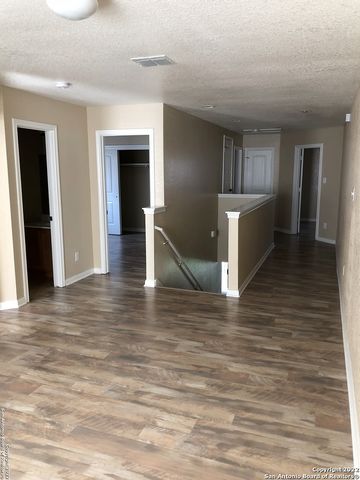 13335 Solar Crest, San Antonio, TX 78245