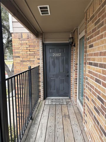 8109 Skillman Street 2002, Dallas, TX 75231
