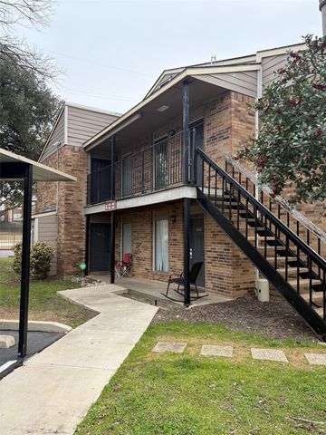 8109 Skillman Street 2002, Dallas, TX 75231