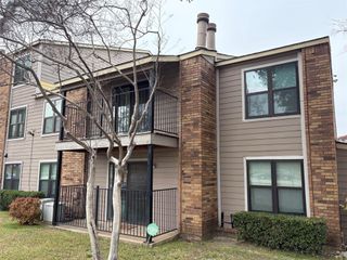 8109 Skillman Street 2002, Dallas, TX 75231