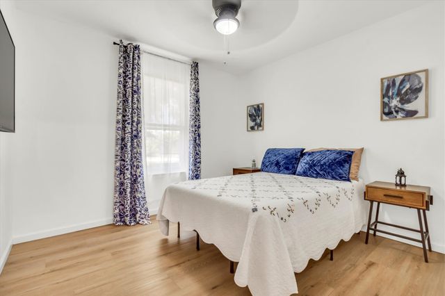 206 Quail CIR, Hutto, TX 78634