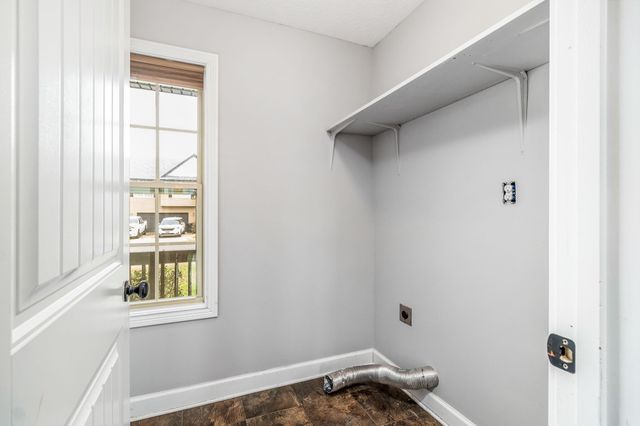 1284 Eagles View Dr, Clarksville, TN 37040