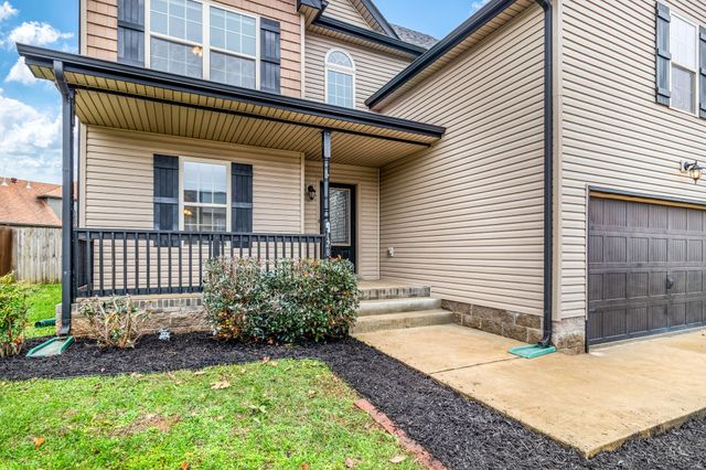 1284 Eagles View Dr, Clarksville, TN 37040