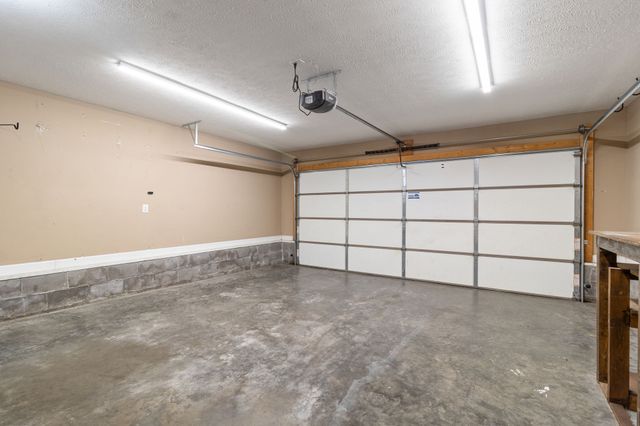 1284 Eagles View Dr, Clarksville, TN 37040