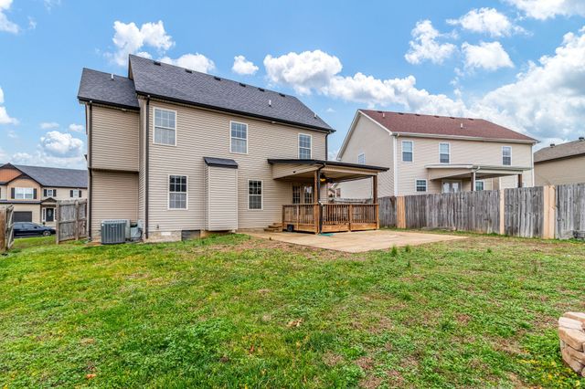 1284 Eagles View Dr, Clarksville, TN 37040