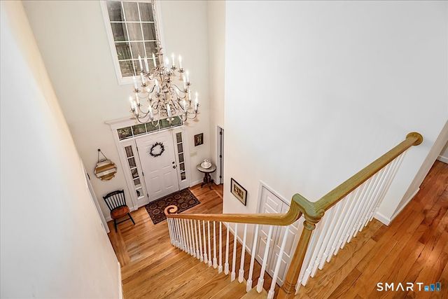 10 Ironwood Drive, Newtown, CT 06482