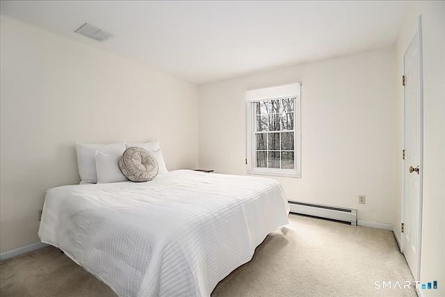 10 Ironwood Drive, Newtown, CT 06482