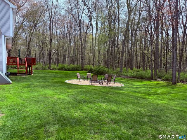 10 Ironwood Drive, Newtown, CT 06482