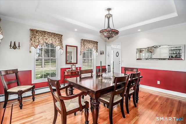 10 Ironwood Drive, Newtown, CT 06482