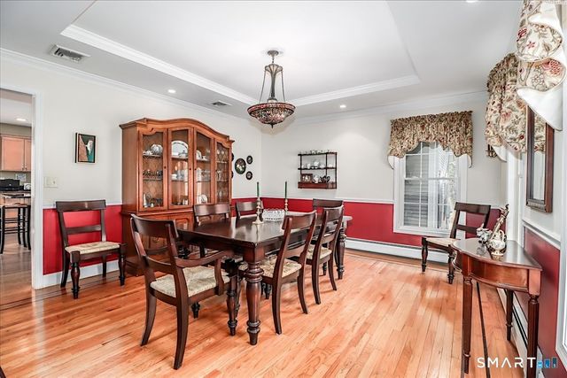 10 Ironwood Drive, Newtown, CT 06482