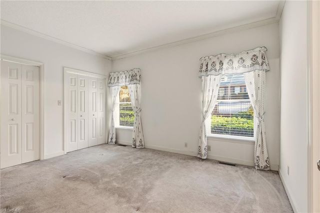 743 Polo Oaks Drive, Winston-salem, NC 27106