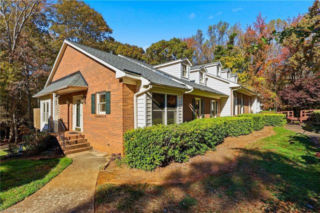 743 Polo Oaks Drive, Winston-salem, NC 27106
