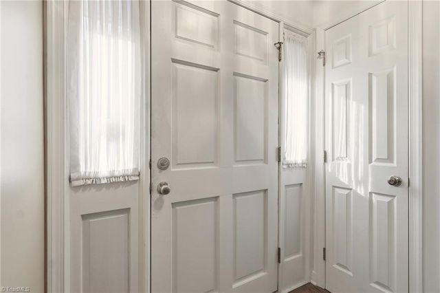 743 Polo Oaks Drive, Winston-salem, NC 27106