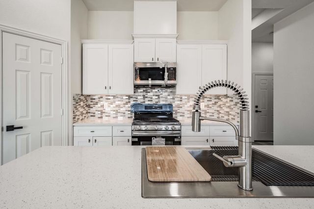 10391 Woodhill Spa Lane, Cleveland, TX 77327