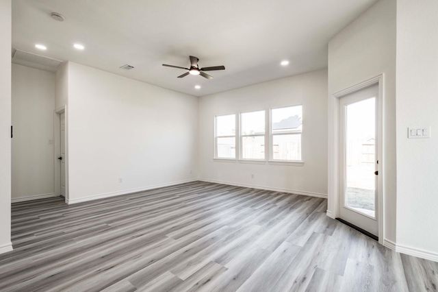 10391 Woodhill Spa Lane, Cleveland, TX 77327