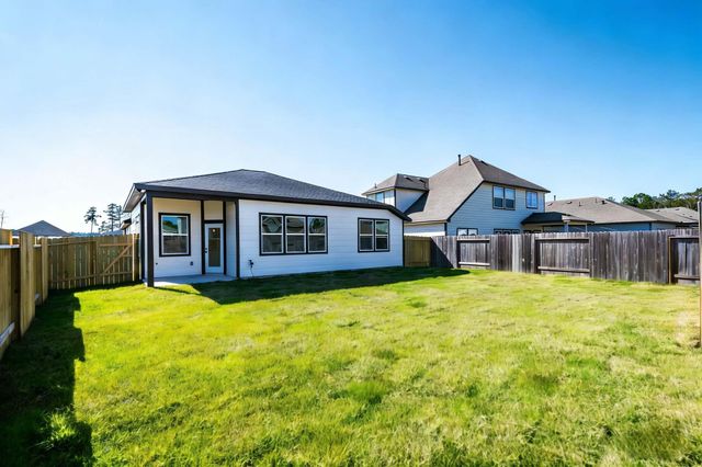 10391 Woodhill Spa Lane, Cleveland, TX 77327