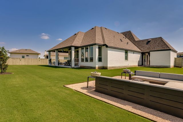 137 Arbolado LOOP, Liberty Hill, TX 78642