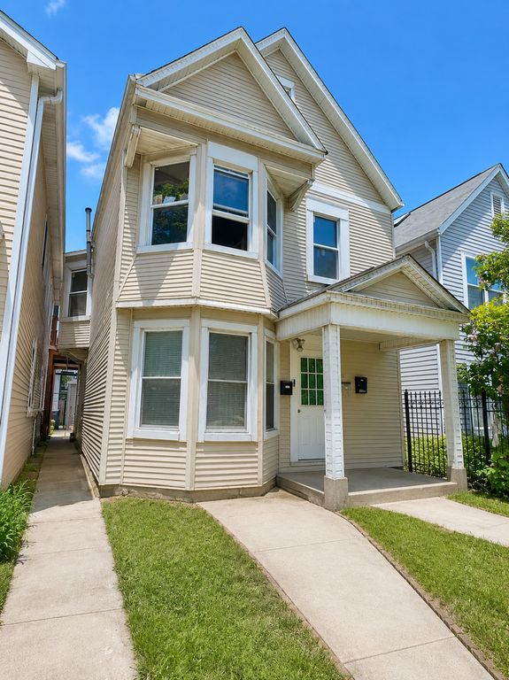 3709 W Palmer Street, Chicago, IL 60647