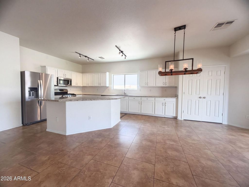 11444 E RALEIGH Avenue, Mesa, AZ 85212 — photo 2