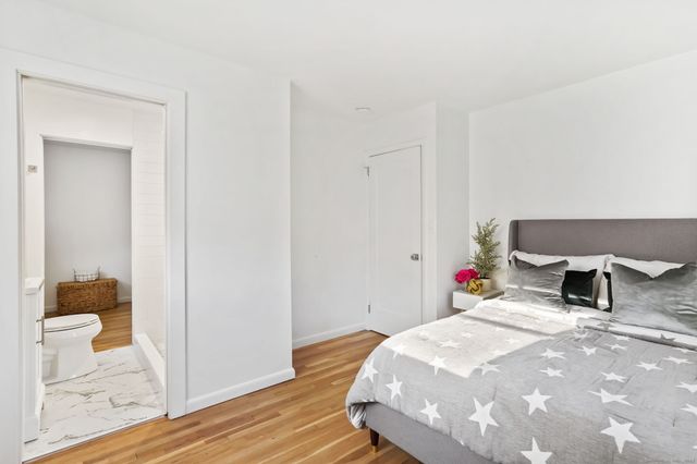 132 Toll House Lane, Fairfield, CT 06825