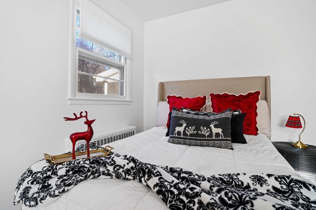 132 Toll House Lane, Fairfield, CT 06825